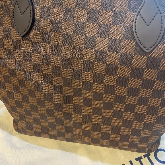 Louis Vuitton AUTHENTIC Neverfull MM - Picture 7 of 15